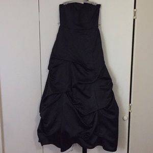 Black gown dress.